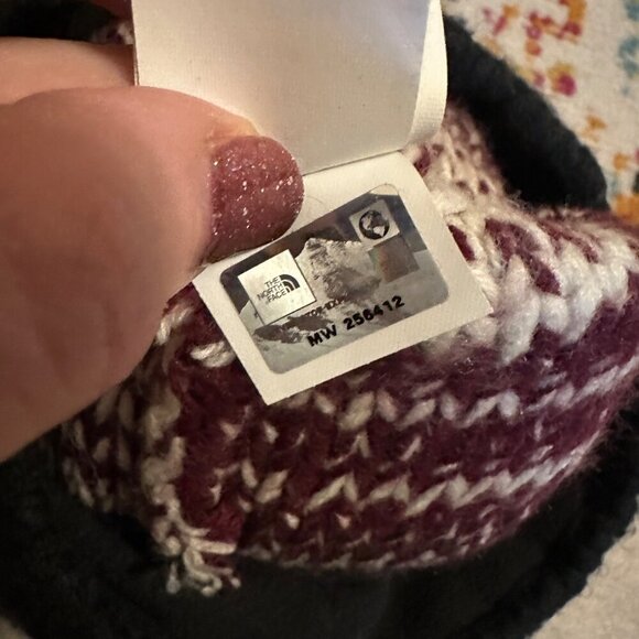 The North Face Anthlers Knitted Bobble Beanie Hat Parlour Purple Unisex Size OS - Picture 5 of 6